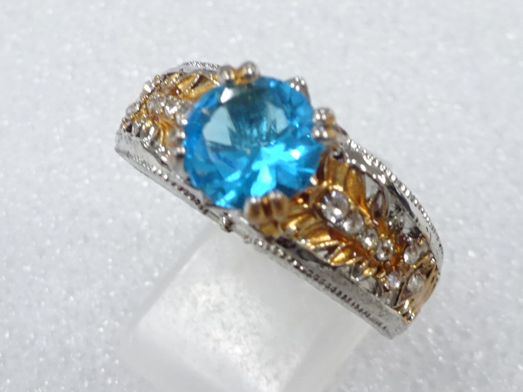 Japanese Kimono / Antique Accessories